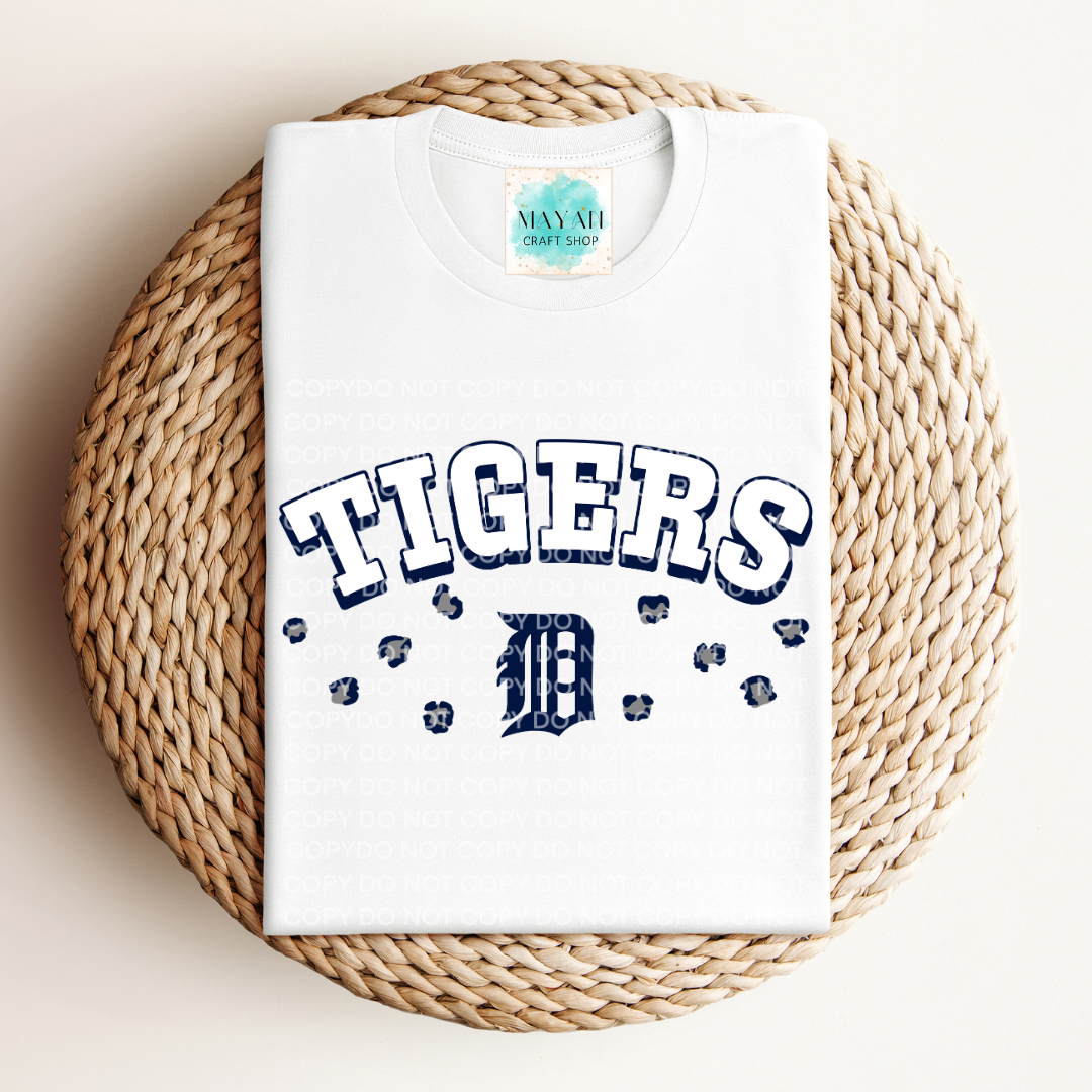 White t-shirt with baseball logo print on a woven mat